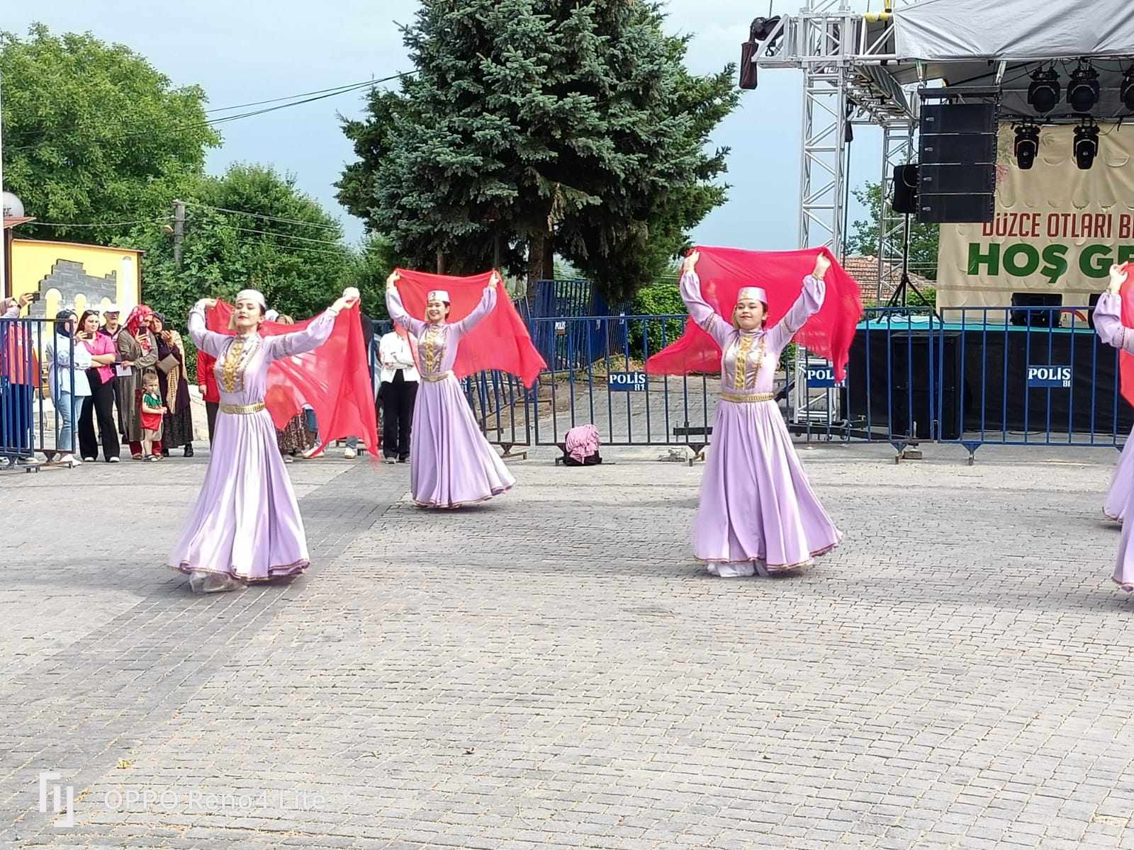 359552613 984063942848281 1998888504870658203 n